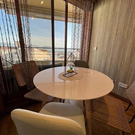 公寓 Apartamento Con Vistas En *
